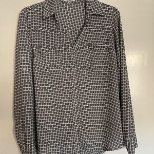 black and white patterned shirt